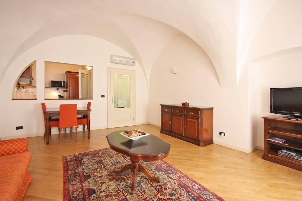 Chateau 9 By Adrez Apartment Prague
