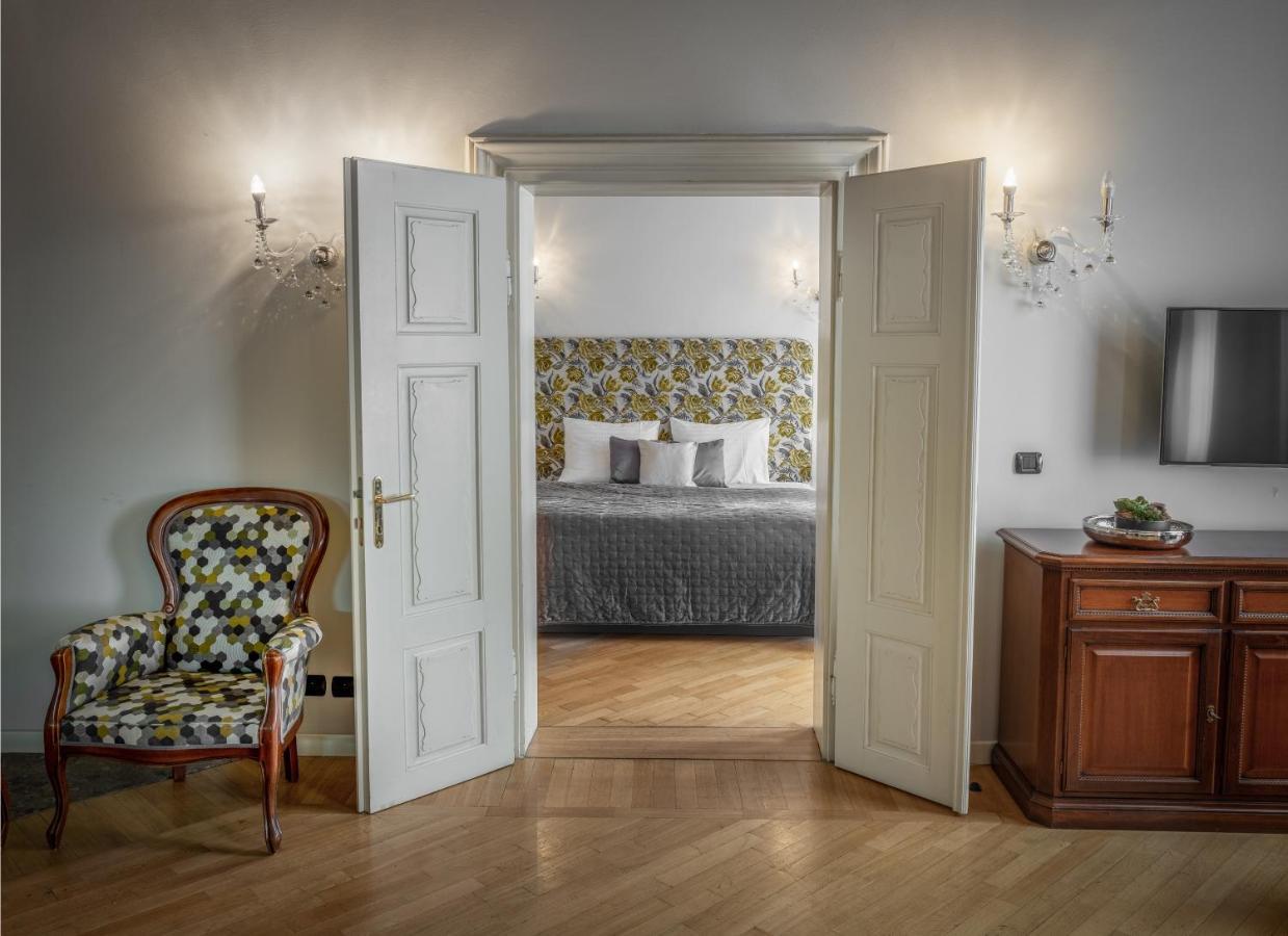 Chateau 9 By Adrez Apartmán Praha
